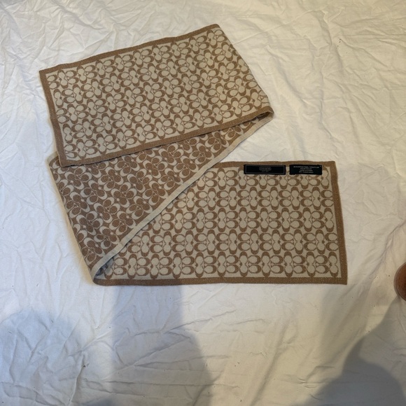 Coach Tan and Cream Signature Scarf 48”L x 8”W - Picture 1 of 5